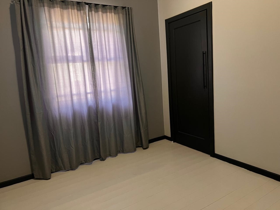 4 Bedroom Property for Sale in Cambridge West Eastern Cape